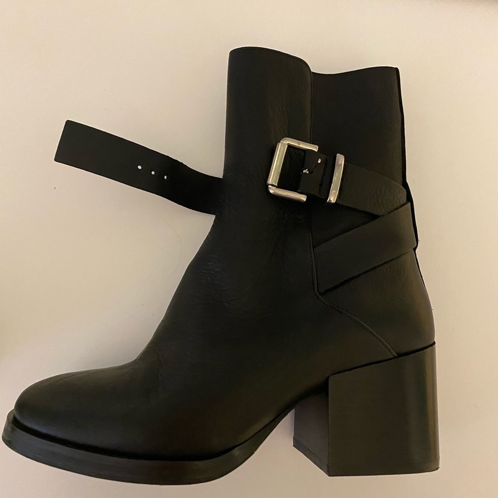 COS Booties New Without Box. Size 6. - Picture 2 of 5